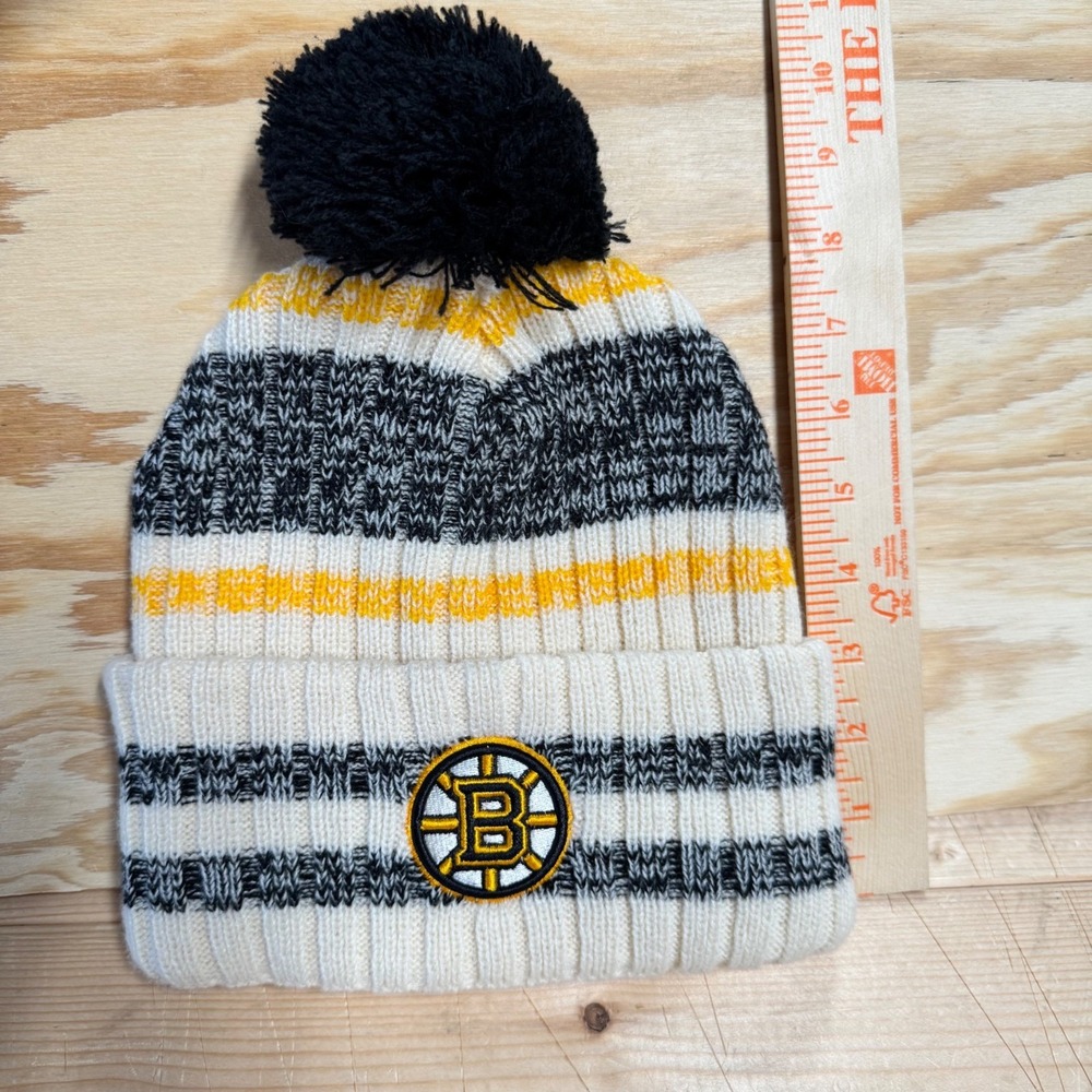 Boston Bruins NHL Knit Cuffed Beanie Pom Hat Cream Black Gold Striped Men Women - Picture 5 of 5